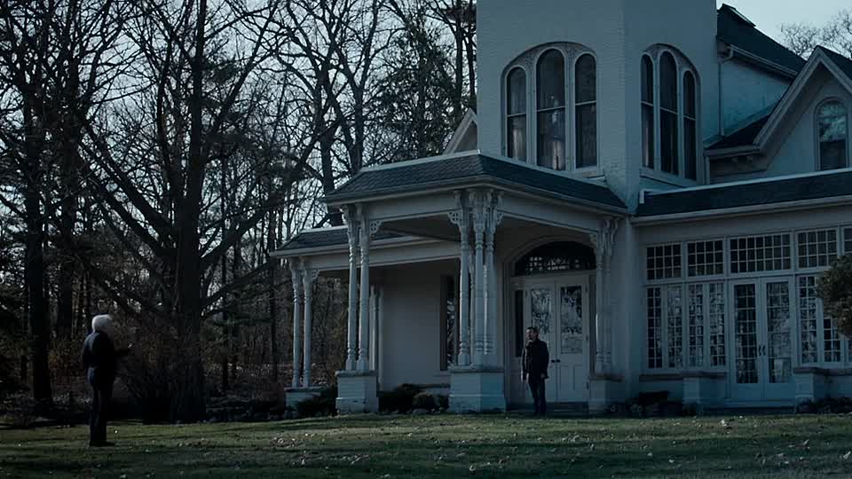 Man on the Train 2011 WEBRip x264 AAC