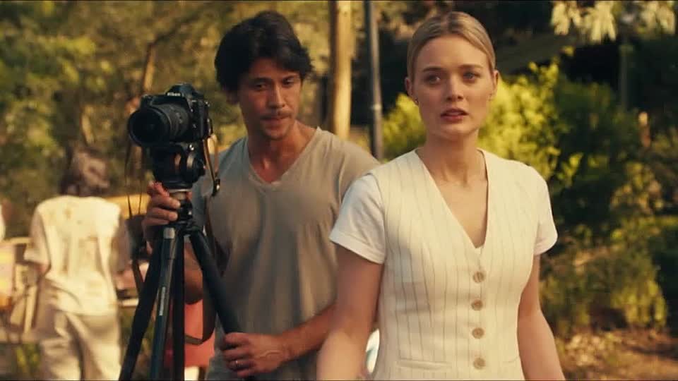 ⁣The Family Next Door 2025 S01E06