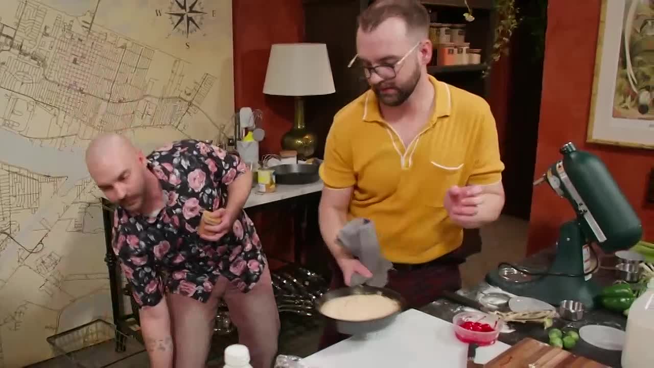 ⁣Family Recipe Showdown S01E06 -Cast-Iron Secrets