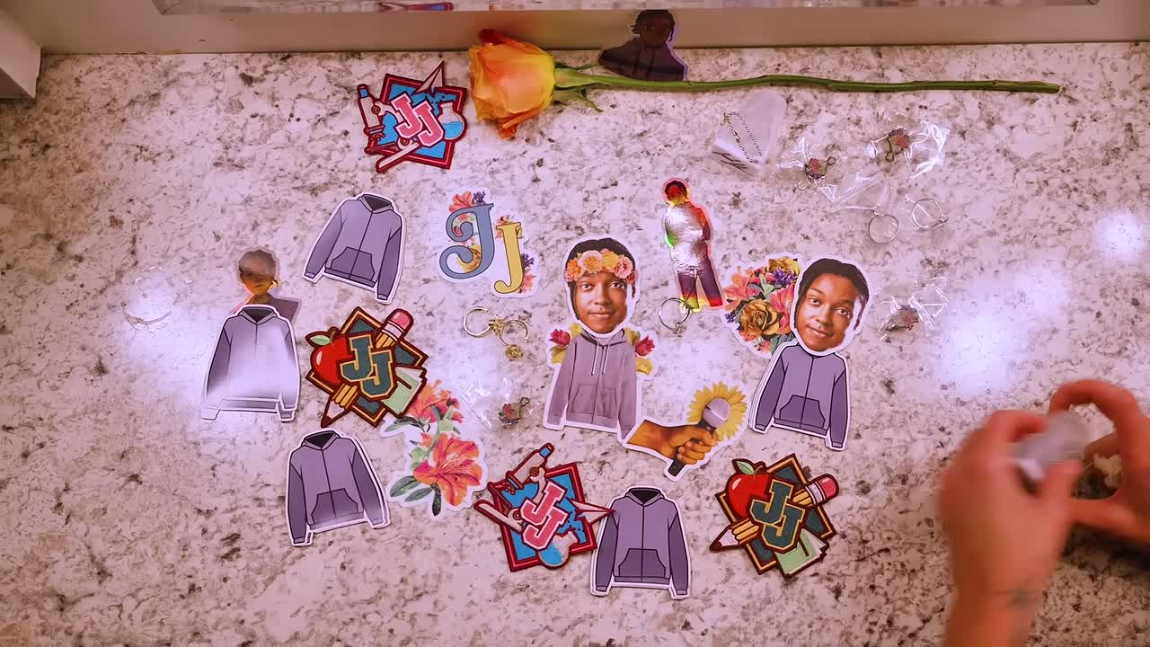 ⁣The Garbage Plate Internet Is Stirring Up War, and Mars Won’t Save Us (1440p_24fps_AV1-128kbit_AAC)