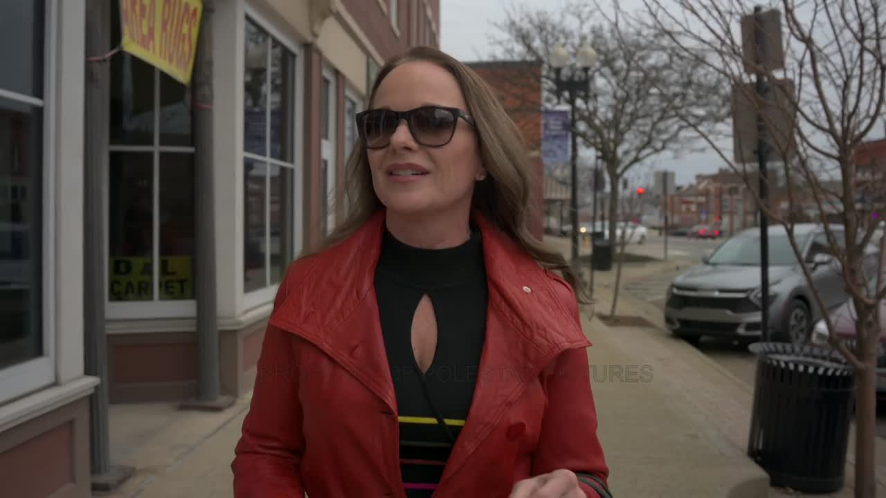 Divorcing The Mob 2025 1080p WEBRip x264 AAC-