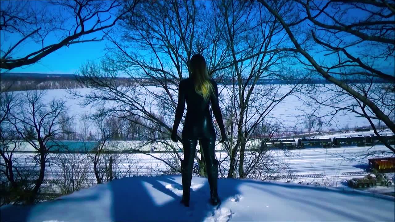 ⁣Plan 9 From Outer Space In Color 1959 1080p WEBRip x264 AAC-