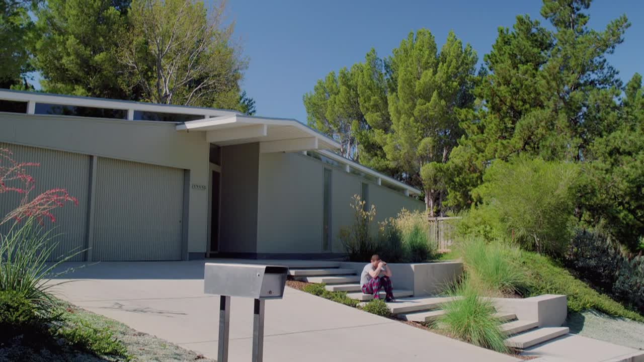 ⁣Stay Cool 2009 1080p BluRay x264 AAC5 1-