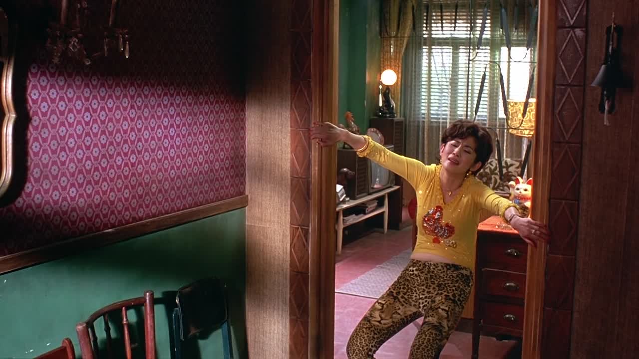 ⁣Golden Chicken 2002 CHINESE HC ENG SUBS 1080p WEBRip x264 AAC5 1-