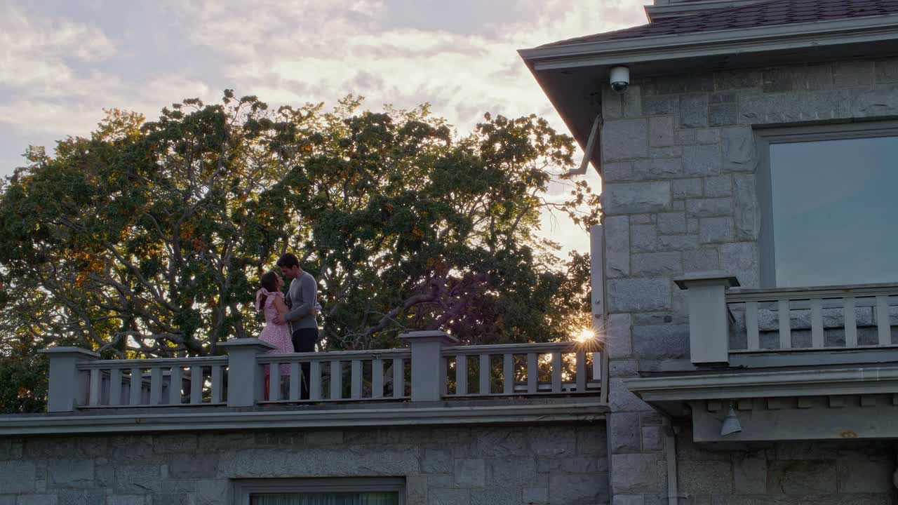 ⁣The Wedding Veil Expectations 2023 1080p BluRay x264 AAC5 1-