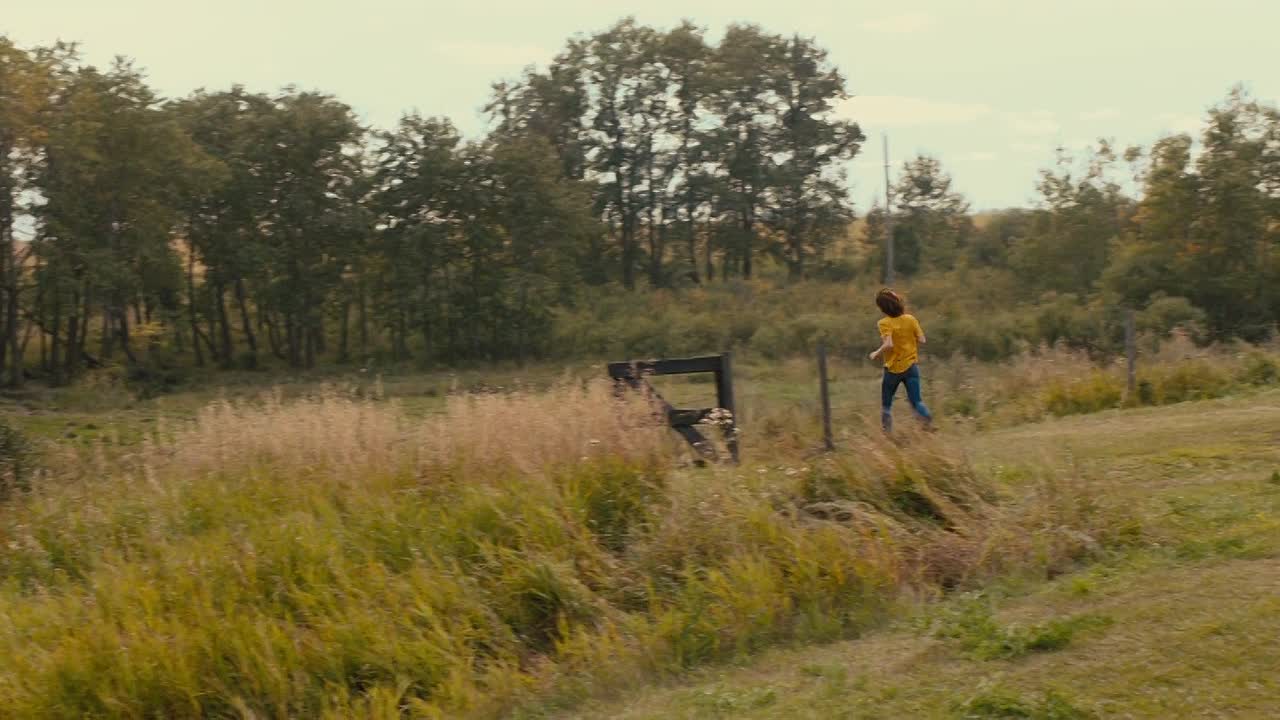 A Dog's Journey 2019 1080p BluRay x264-[YTS LT]