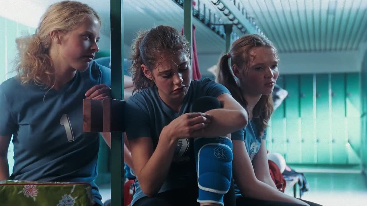 Mädchen Mädchen 2001 GERMAN REMASTERED BLURAY 1080p BluRay x264 AAC5 1-