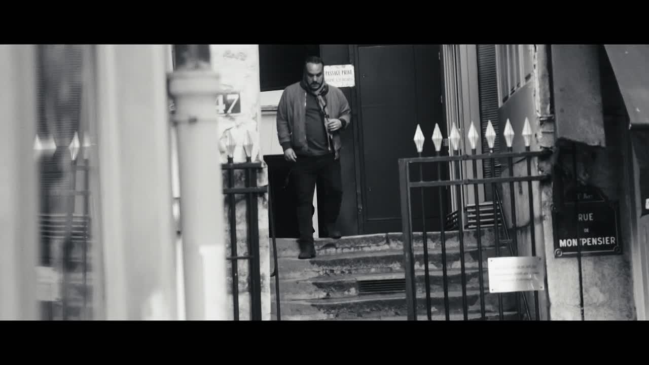 ⁣Francois-Xavier Demaison Dixvins 2025 FRENCH 1080p WEB x264 EAC3-FW