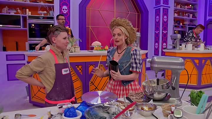 Halloween Bakeshop S01E01
