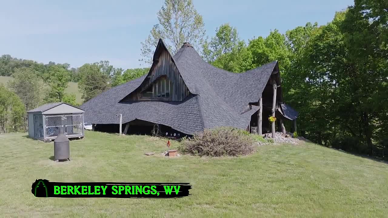 ⁣Scariest House in America S02E03