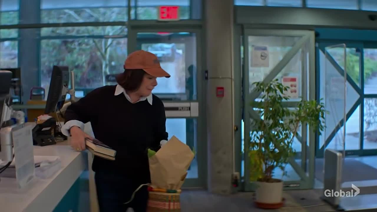 Murder in a Small Town S02E01