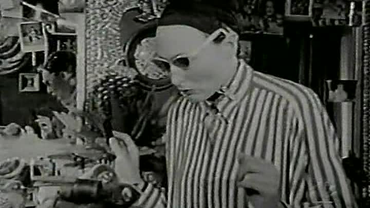 ⁣Saturday Night Live - S13E10 - Carl Weathers, Robbie Robertson