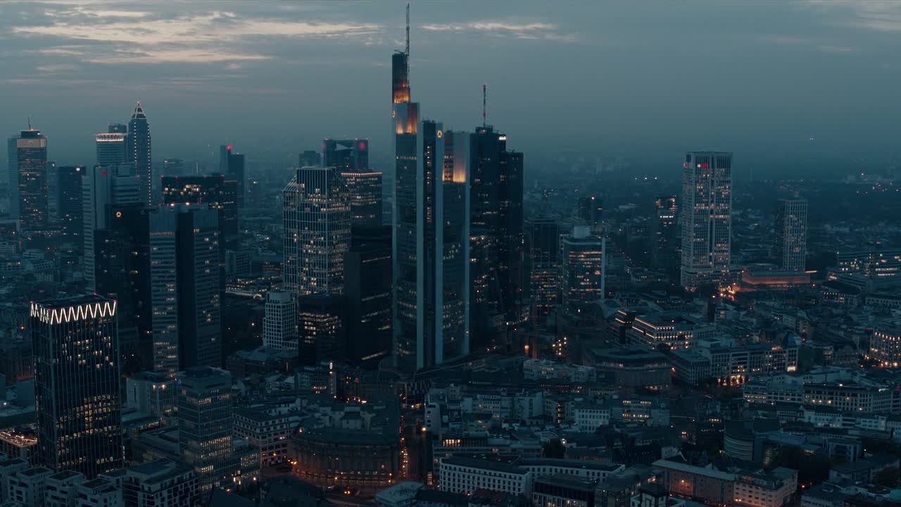 Babo Die Haftbefehl-Story 2025 GERMAN 1080p WEBRip x264 AAC5 1-