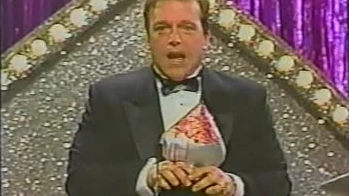 ⁣Saturday Night Live - S17E14 - Roseanne & Tom Arnold, Red Hot Chili Peppers