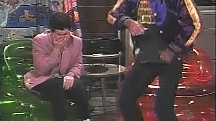 ⁣Saturday Night Live - S28E09 - Jeff Gordon, Avril Lavigne