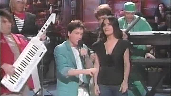 Saturday Night Live - S28E15 - Salma Hayek, Christina Aguilera