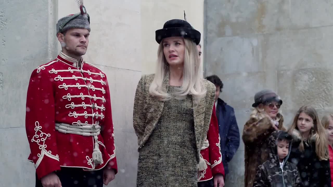 ⁣Picture Perfect Royal Christmas 2019 1080p WEBRip x264 AAC-rivestream org