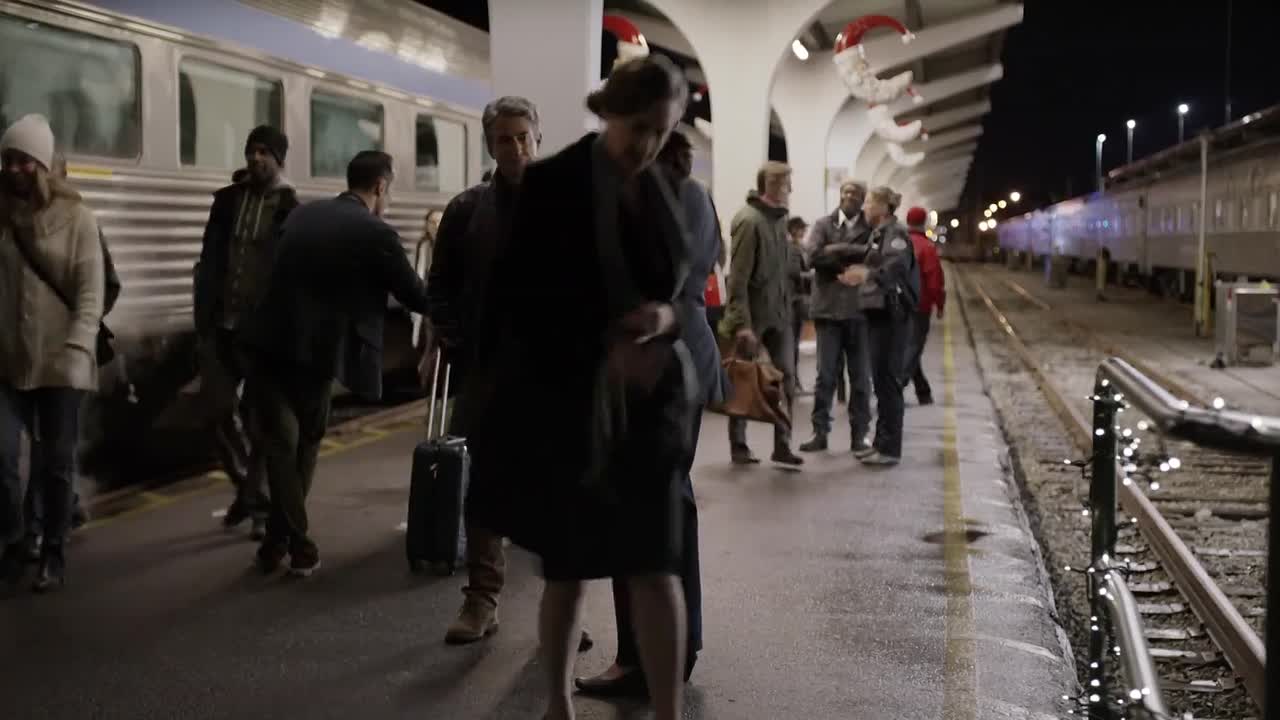 The Christmas Train 2017 1072p WEBRip x264 AAC