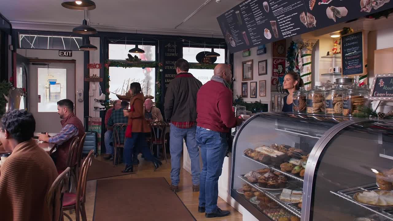 The Holiday Fix Up 2021 1080p WEBRip x264 AAC-