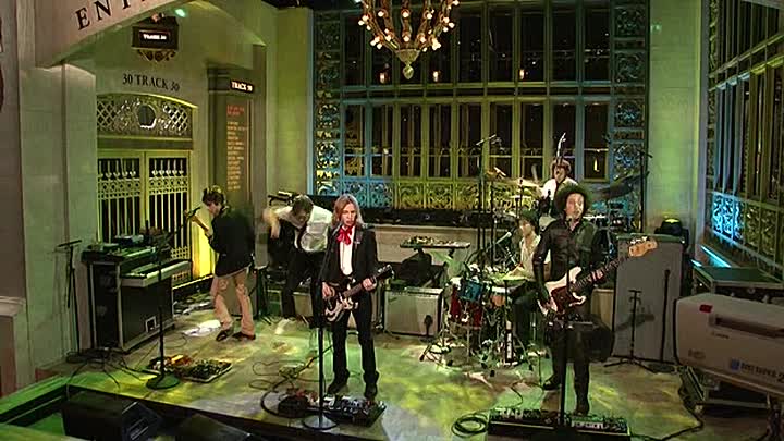 ⁣Saturday Night Live S32E04 Hugh Laurie HDTV XviD-FQM