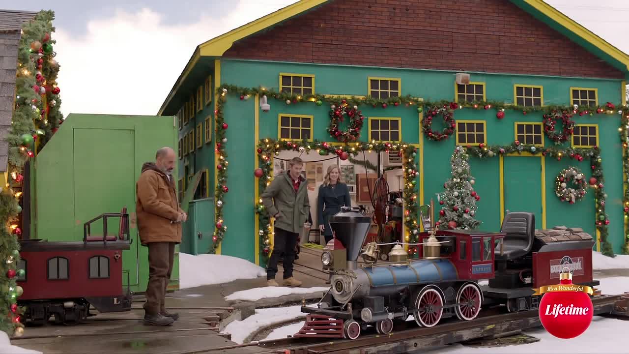 ⁣Toying with the Holidays 2021 1080p WEBRip x264 AAC-rivestream org