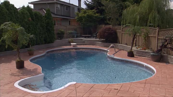 ⁣Under the Mistletoe 2006 576p DVDRip x264 AAC-ViruseProject