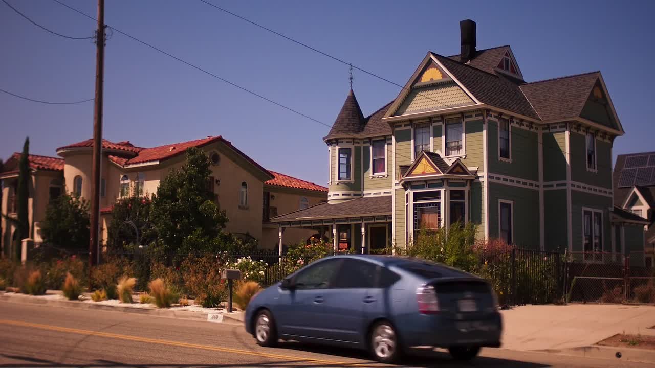 ⁣The Trouble with Mistletoe 2017 1072p WEBRip x264 AAC-rivestream org