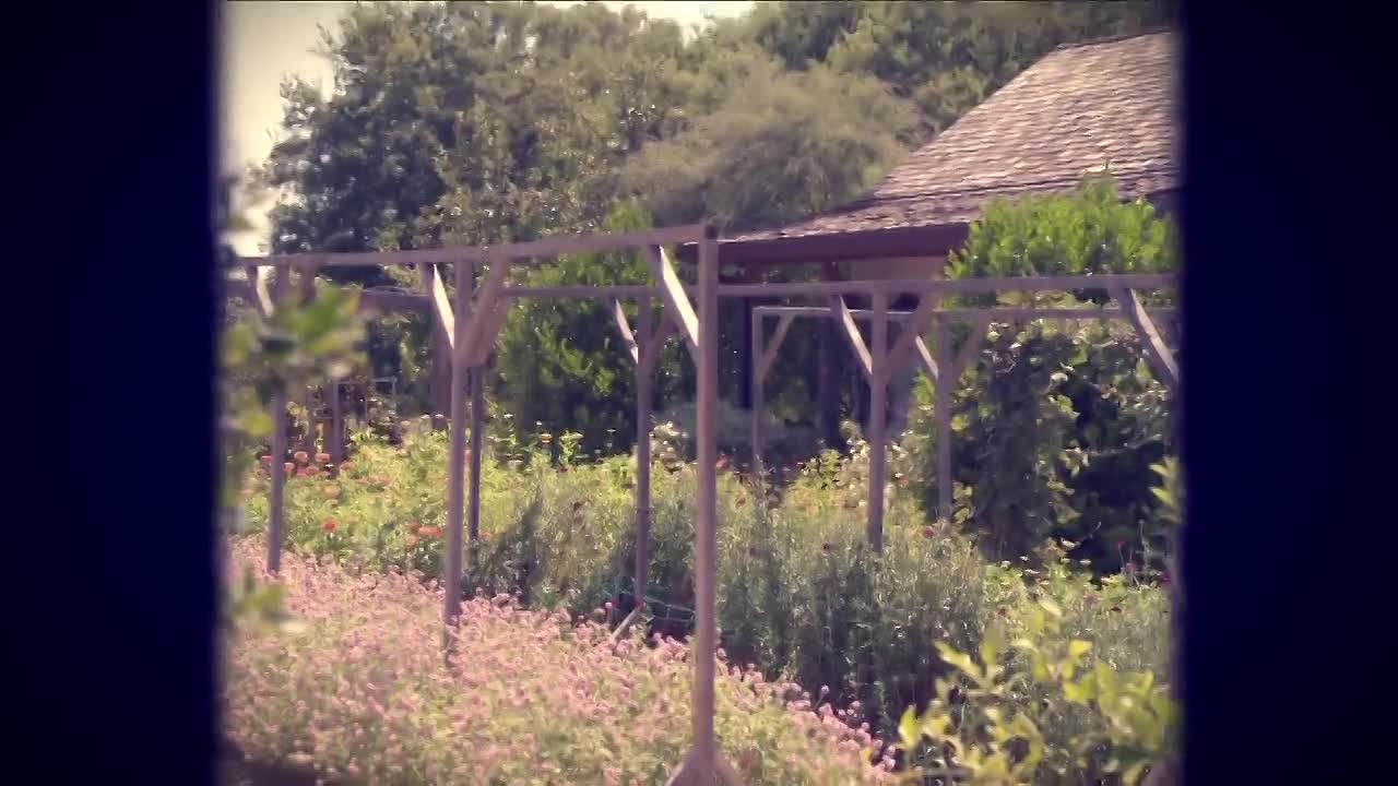 Magnolia Table At the Farm S01E04
