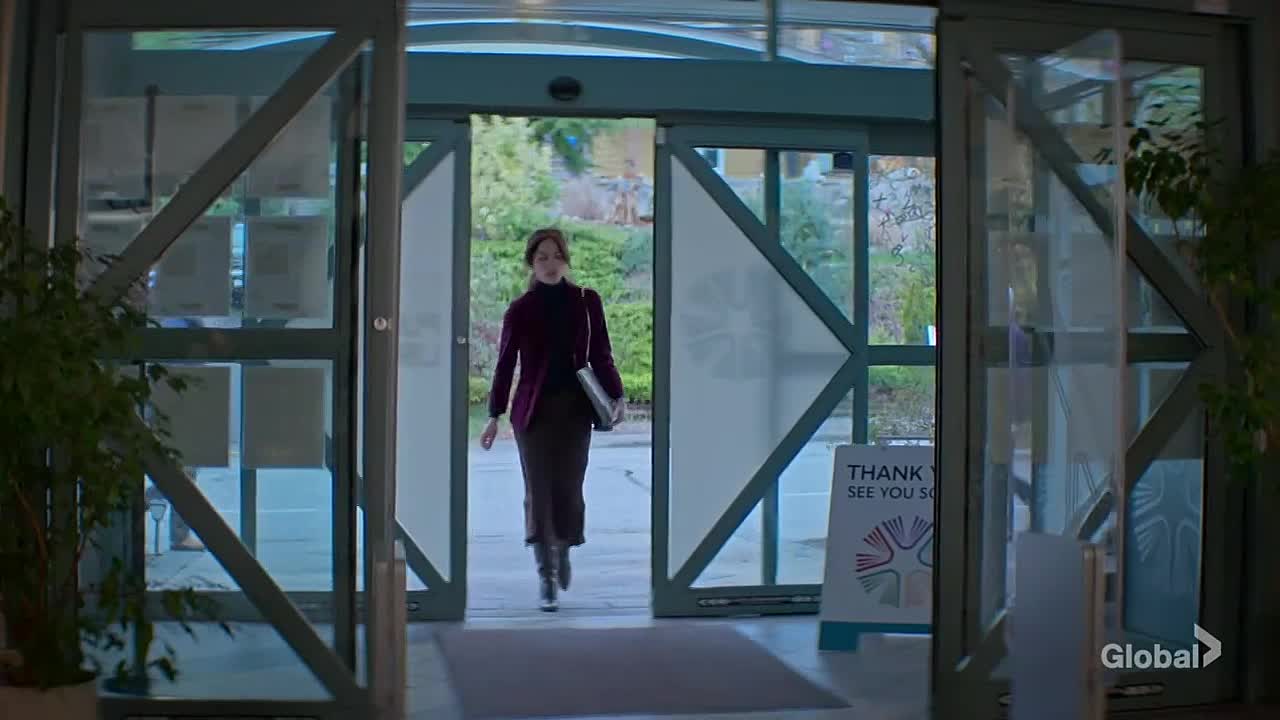 Murder in a Small Town S02E03