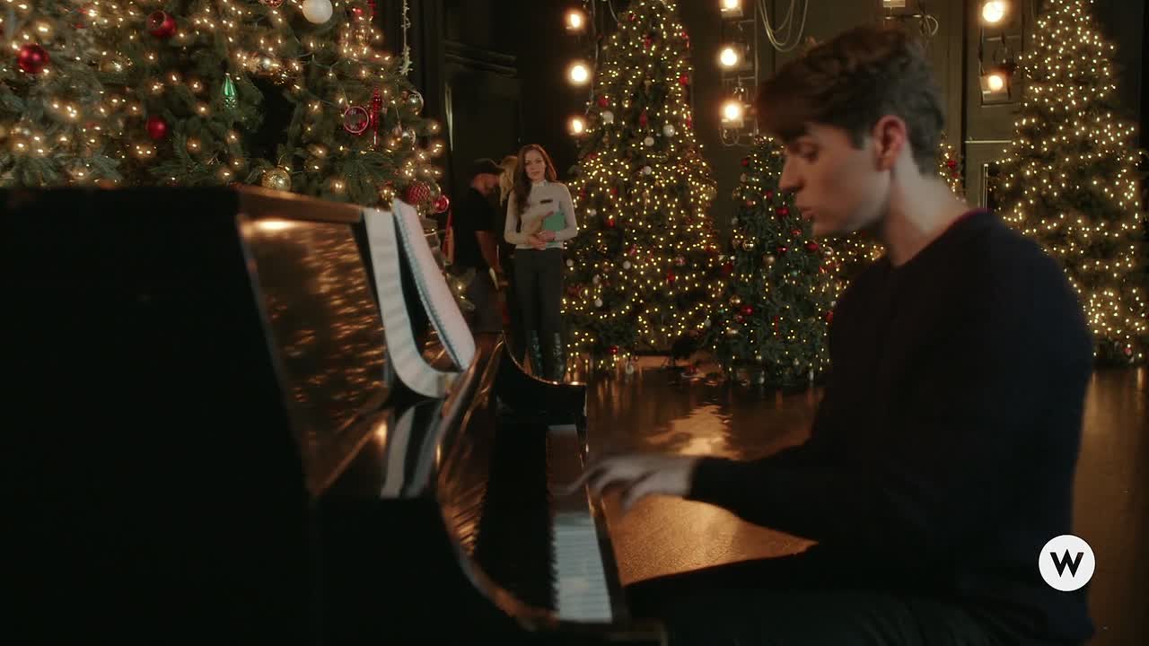 Christmas In Tahoe 2021 1080p WEBRip x264 AAC5 1-