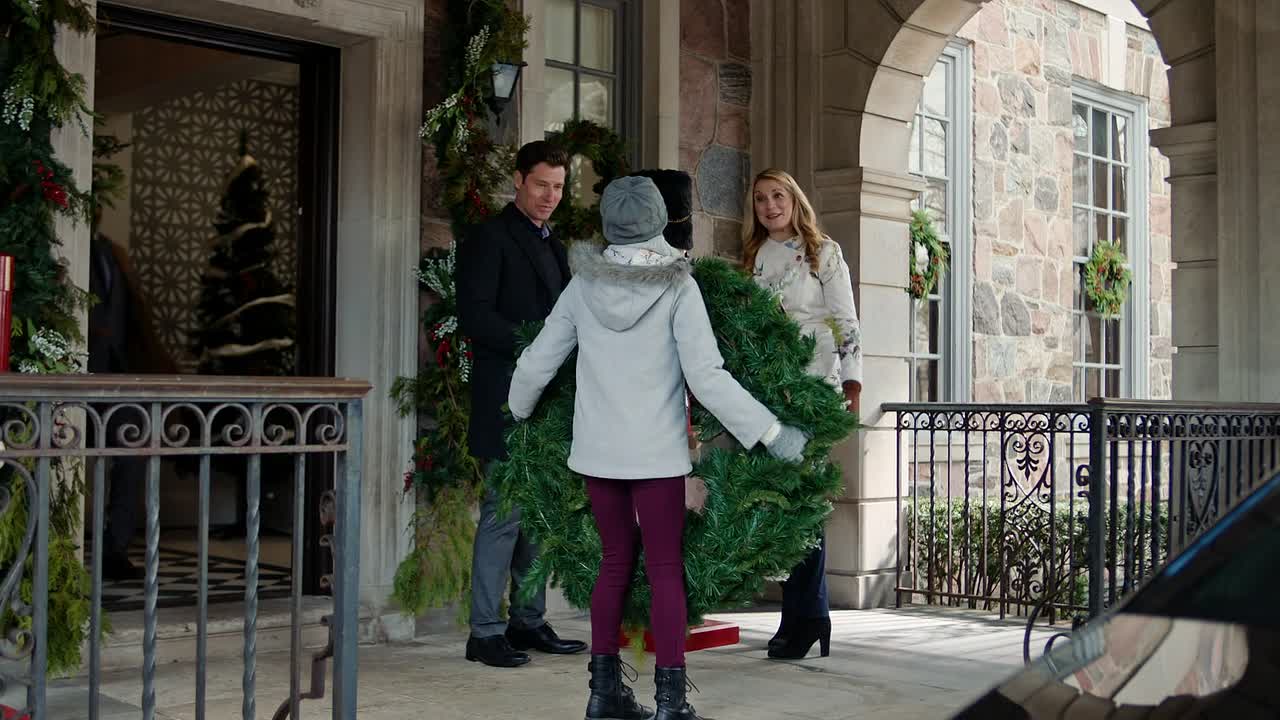 ⁣Christmas In Washington 2021 1080p WEBRip x264 AAC-