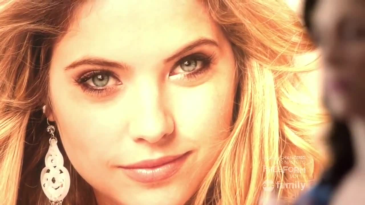 ⁣Christmas Cupid 2010 720p WEBRip x264 AAC