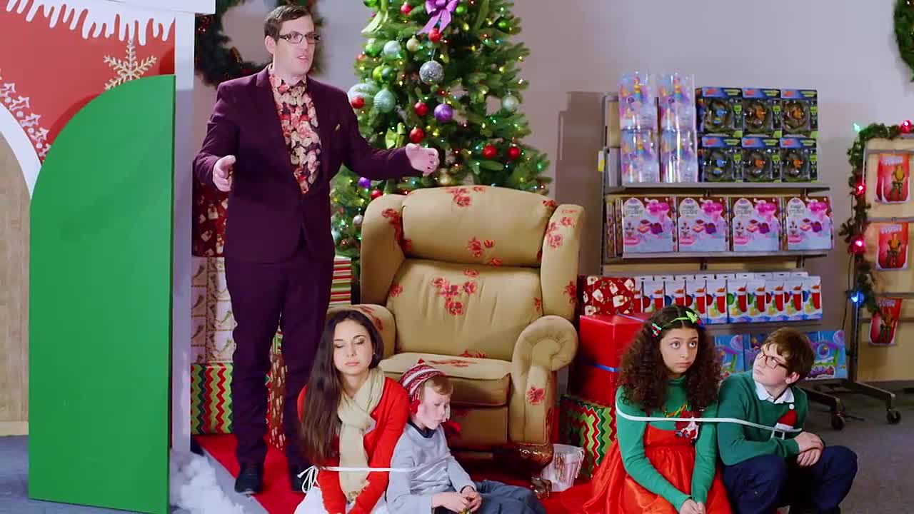 ⁣Operation Christmas List 2016 720p WEBRip x264 AAC