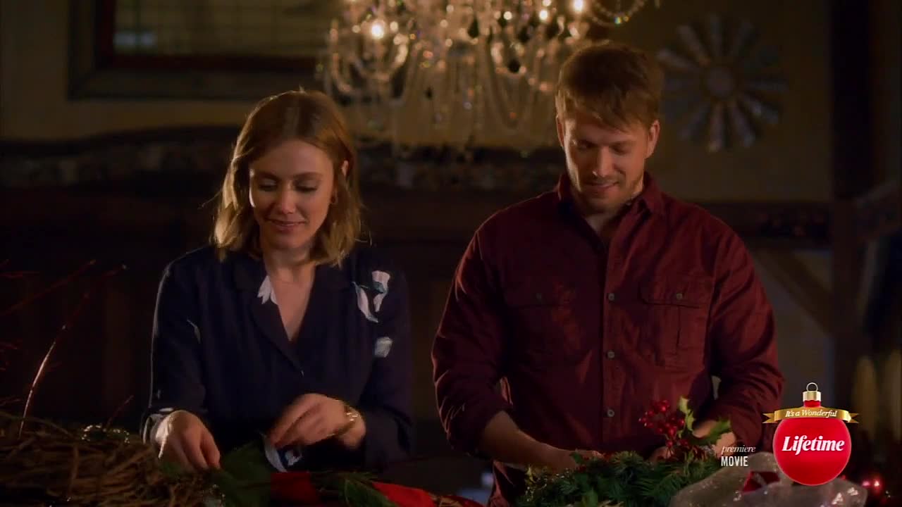 ⁣Christmas on The Vine 2020 720p HDTV x264 AAC-Solar