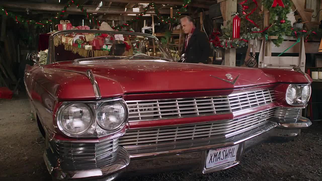 Christmas on Wheels 2021 720p WEBRip x264 AAC