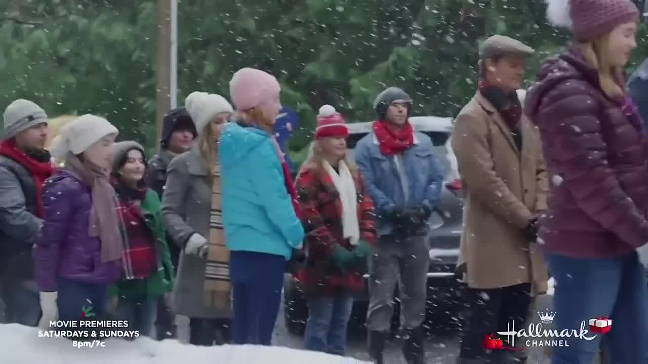 Christmas She Wrote 2020 720p WEBRip x264 AAC