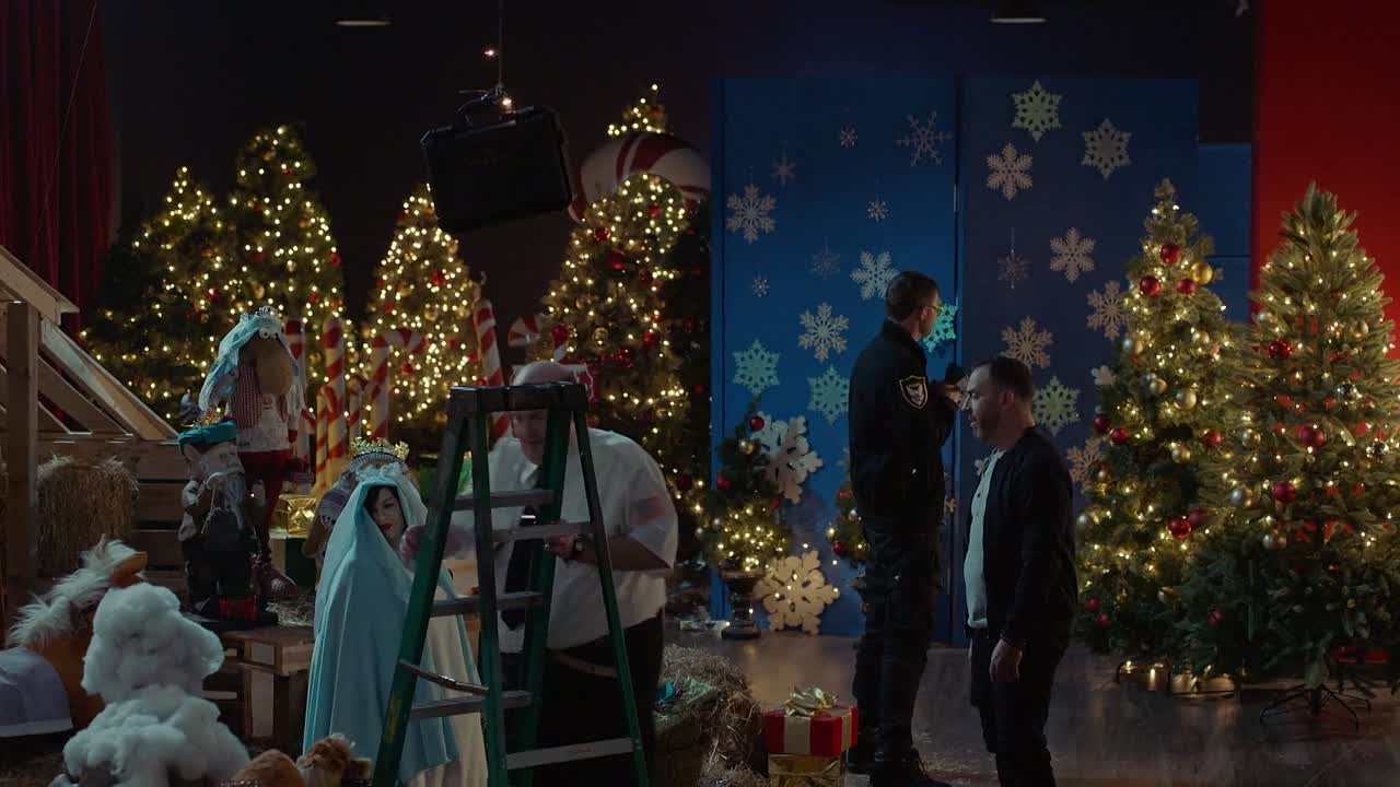 ⁣Faith Heist A Christmas Caper 2022 1080p HDRip x264 AAC