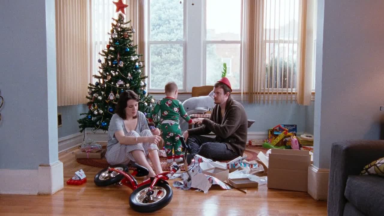 ⁣Happy Christmas 2014 1080p WEBRip x264 AAC5 1-