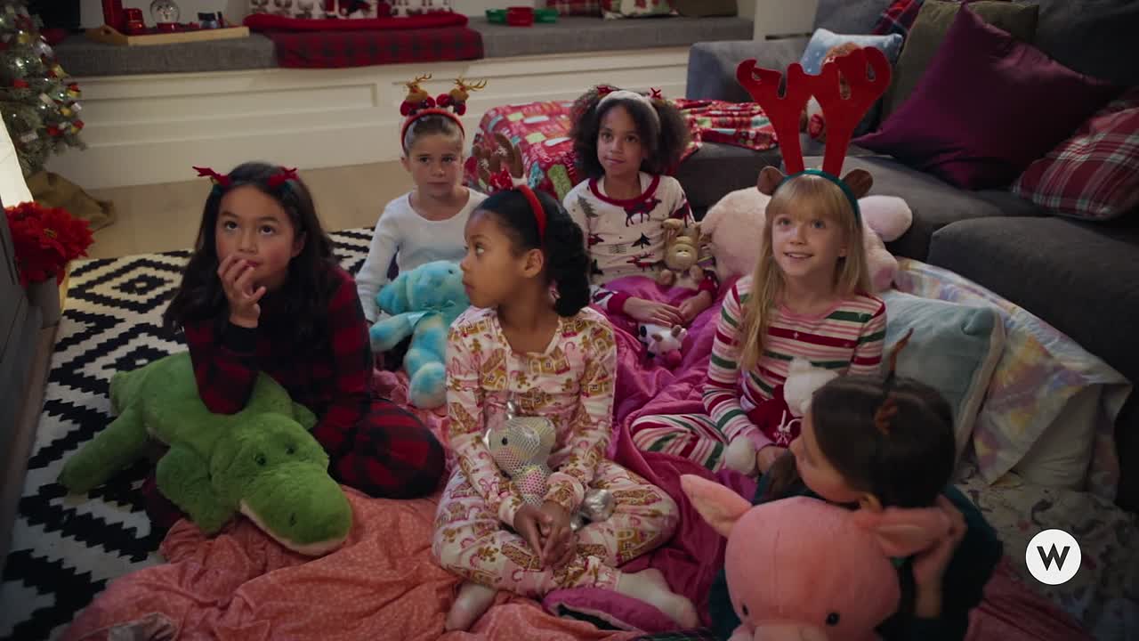 ⁣Inventing The Christmas Prince 2022 1080p WEBRip x264 AAC5 1-