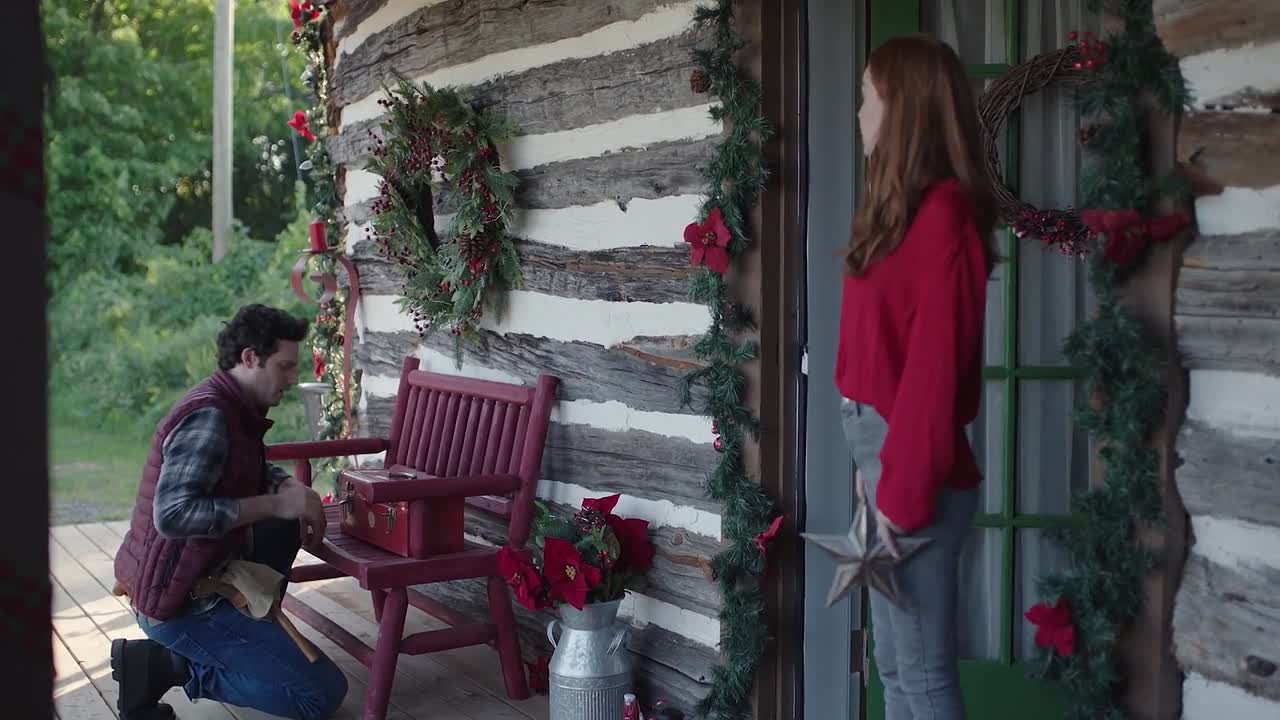 Christmas at Maple Creek 2020 1080p HDRip x264 AAC-rivestream org