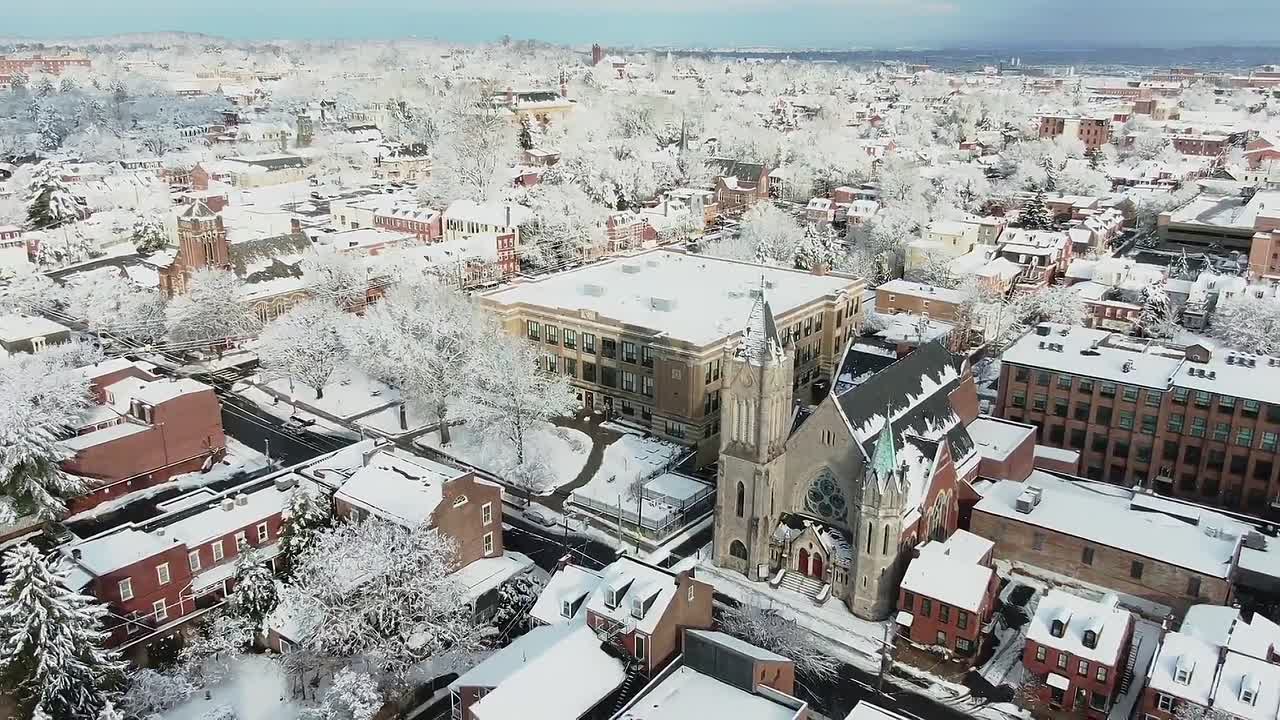 ⁣Christmas at Graceland 2 - Home for the Holidays 2019 1080p WEBRip x264 AAC-rivestream org