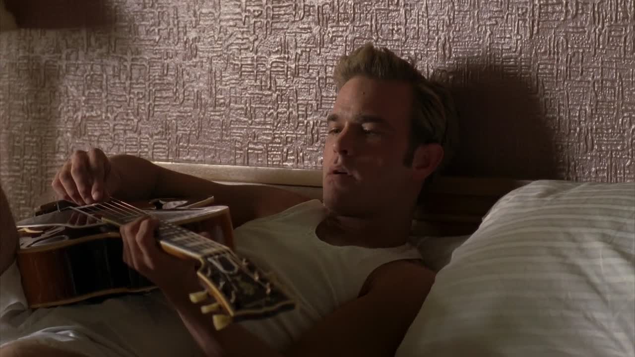 Crazy For Christmas 2005 1080p WEBRip x264 AAC