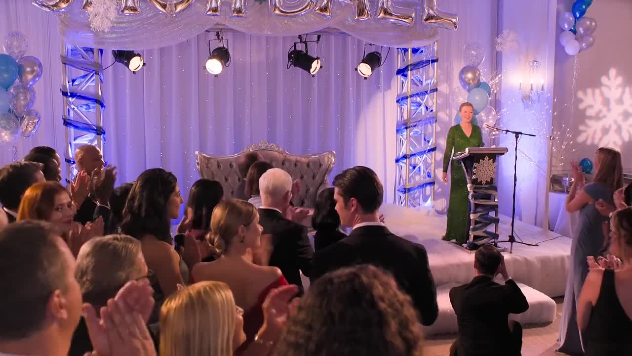 Grounded for Christmas 2019 1080p WEBRip x264 AAC-rivestream org