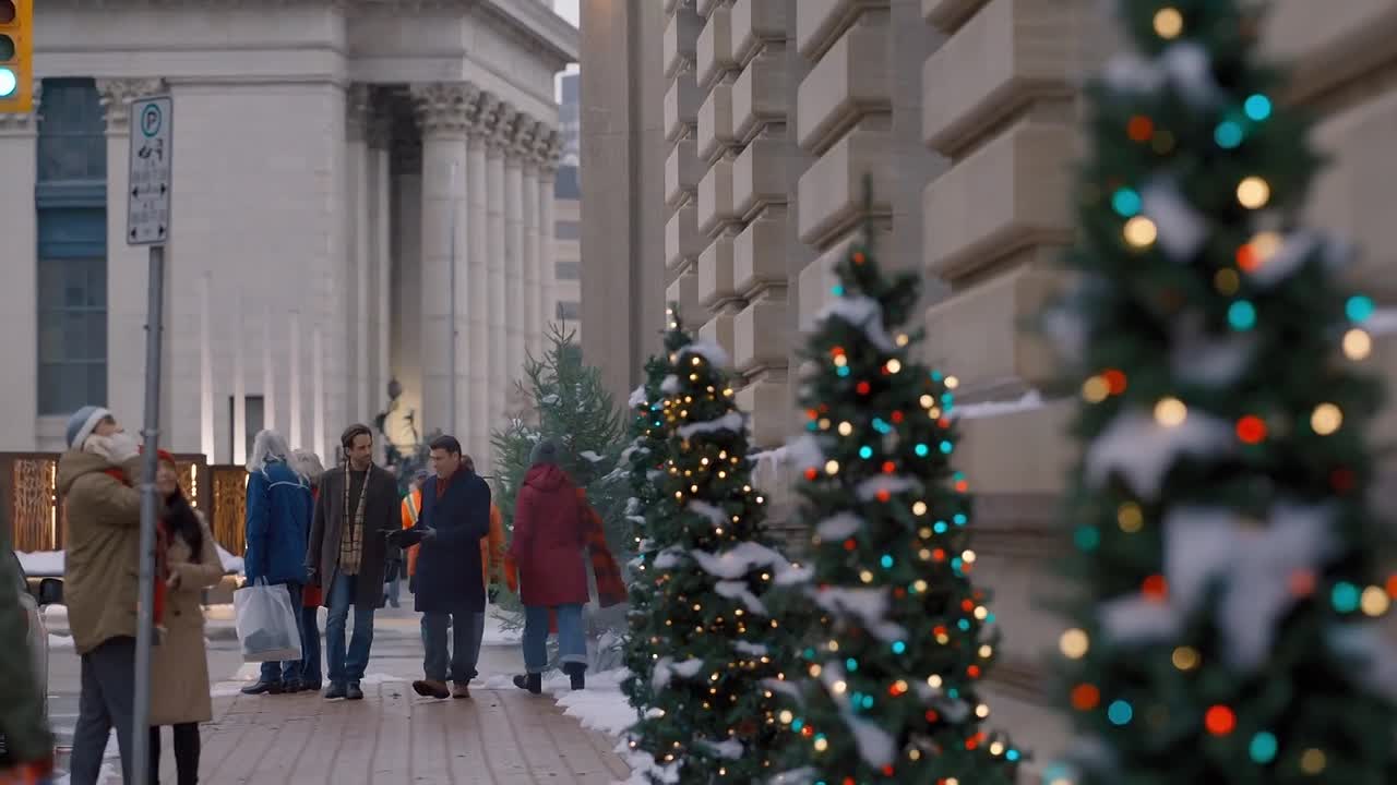 ⁣Holiday Hotline 2023 1080p WEBRip x264 AAC-rivestream org