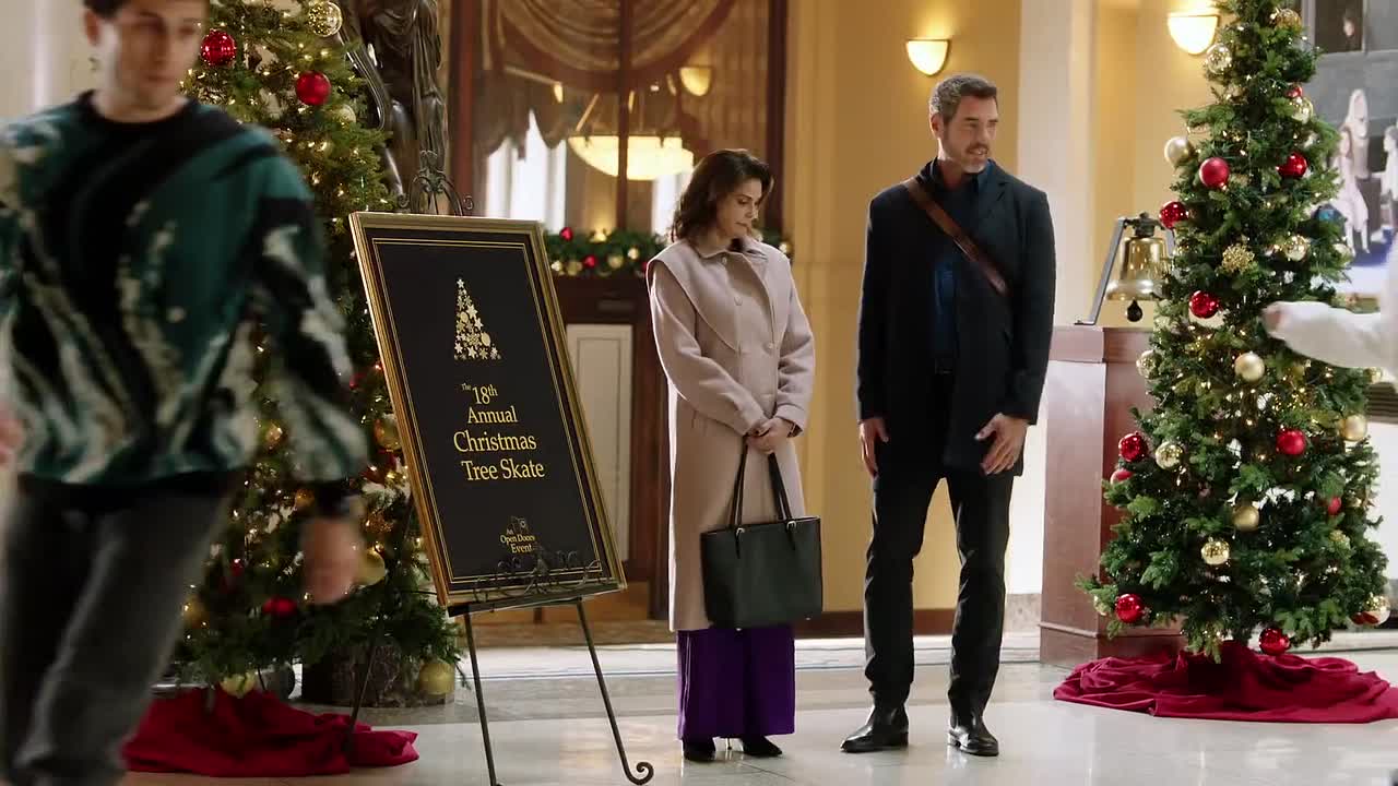 ⁣How to Fall in Love by Christmas 2023 1080p WEBRip x264 AAC-rivestream org