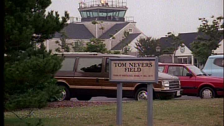 ⁣S06E01 - Whose Wife is It Anyway