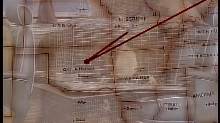 ⁣S03E17 - Das Plane