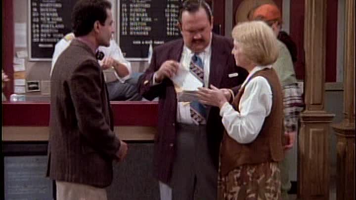 ⁣S04E01 - Lifeboat