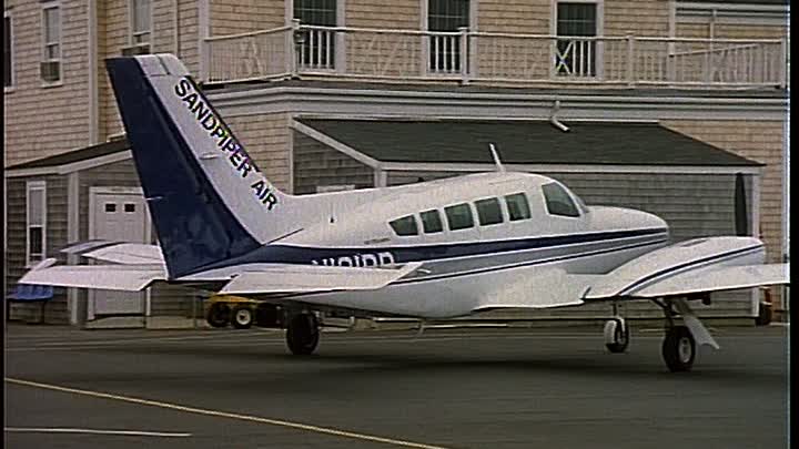 ⁣S07E03 - Death Becomes Him