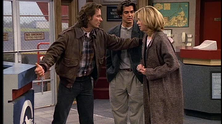 ⁣S07E16 - Love at First Flight